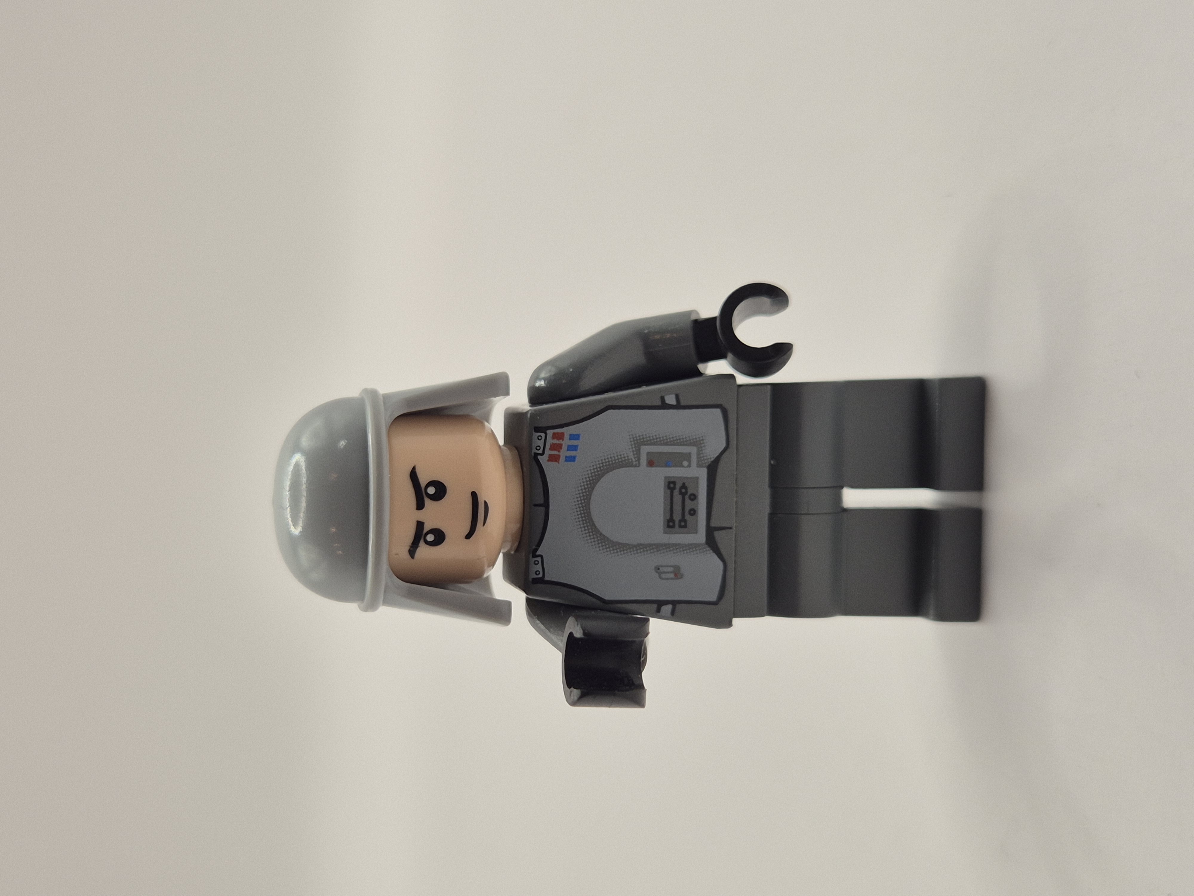 LEGO Minifigures - Star Wars, Imperial Officer with Battle Armour cover