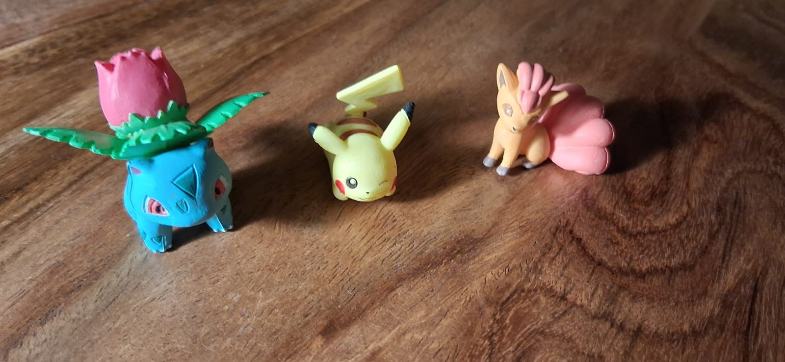 Pokemon Figures 3 Piece Set kaas